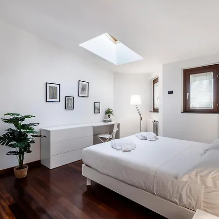 Stayeasy Sesia5 - 4 Bedrooms Penthouse, 2 Baths Apartamento