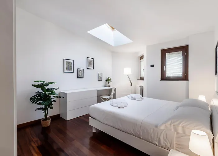 Stayeasy Sesia5 - 4 Bedrooms Penthouse, 2 Baths Apartament